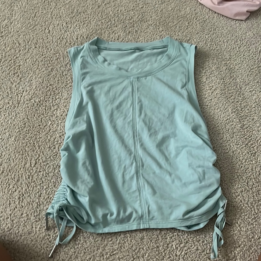 Lululemon tank top